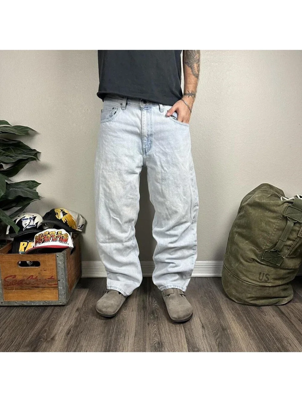 Vintage Levi’s silver tab loose fit light washed baggy denim jeans Mens 36x30